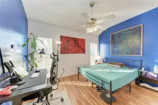 7207 38th Ct E, Sarasota, FL 34243 - Photo 44