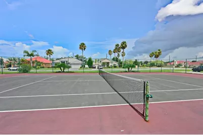 7207 38th Court E, Sarasota, FL 34243 - Photo 64