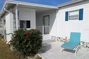 215 Willow Oak Ln, Sarasota, FL 34237 - Photo 4