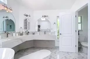 9308 President Cir, Port Charlotte, FL 33981 - Photo 10