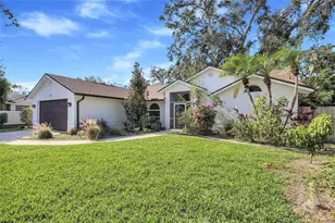 4435 Diamond Cir W, Sarasota, FL 34233 - Photo 4