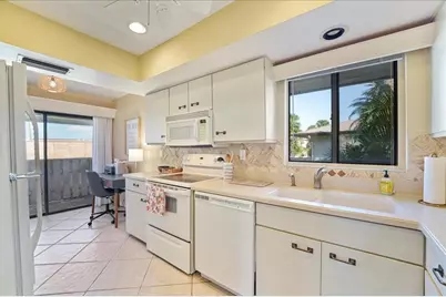 6620 Schooner Bay Circle #6620, Sarasota, FL 34231 - Photo 8