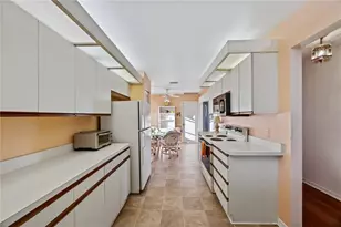 5721 Casa Del Sol Blvd, Sarasota, FL 34233 - Photo 22