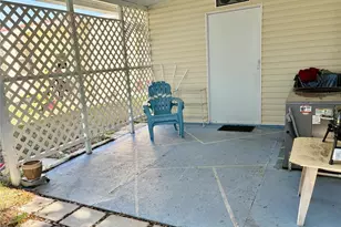 5707 45th St E, Bradenton, FL 34203 - Photo 6
