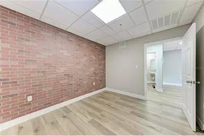 6640 26th Court E, Sarasota, FL 34243 - Photo 14