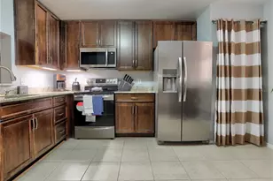 133 Wild Palm Dr, Bradenton, FL 34210 - Photo 4