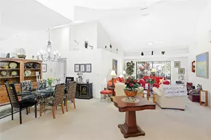 4870 Tivoli Ct, Sarasota, FL 34235 - Photo 12