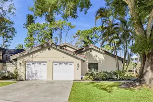 4870 Tivoli Ct, Sarasota, FL 34235 - Photo 44