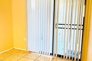 2208 Bahia Vista St, Sarasota, FL 34239 - Photo 6