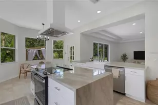 3005 Desoto Rd Desoto Rd, Sarasota, FL 34234 - Photo 18
