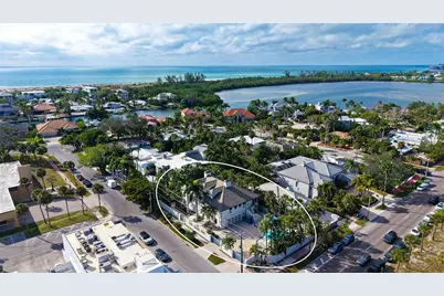 345 Madison Drive, Sarasota, FL 34236 - Photo 2