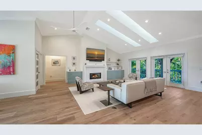 345 Madison Drive, Sarasota, FL 34236 - Photo 6