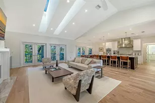345 Madison Dr, Sarasota, FL 34236 - Photo 6