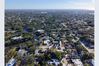 2452 Whippoorwill Circle, Sarasota, FL 34231 - Photo 40