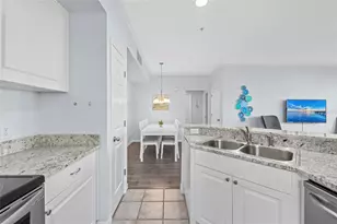 5621 Bidwell Pkwy, Sarasota, FL 34233 - Photo 14