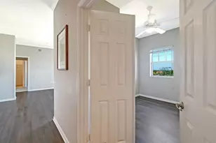 1064 N Tamiami Trl, Sarasota, FL 34236 - Photo 18