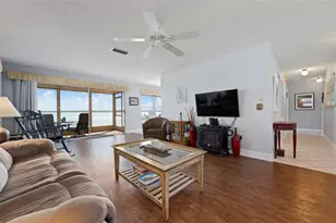 3859 Catalina Dr, Bradenton, FL 34210 - Photo 10