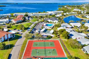 9421 Kingston Dr, Bradenton, FL 34210 - Photo 40