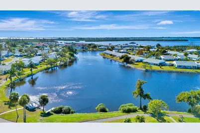 9421 Kingston Drive, Bradenton, FL 34210 - Photo 32