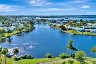 9421 Kingston Dr, Bradenton, FL 34210 - Photo 32