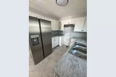 2717 25th Street, Sarasota, FL 34234 - Photo 4