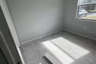 2717 25th St, Sarasota, FL 34234 - Photo 6