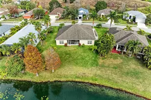 4240 70th St Cir E, Palmetto, FL 34221 - Photo 52