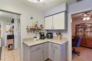 608 La Gorce Dr, Venice, FL 34293 - Photo 16