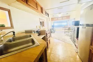 3275 26th Ave E, Bradenton, FL 34208 - Photo 6