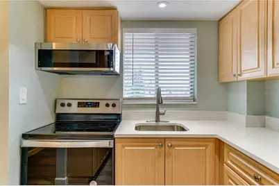 4242 Heron Way #B323, Bradenton, FL 34205 - Photo 8