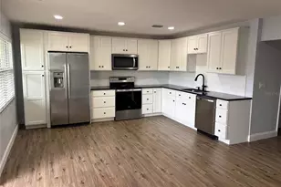 4800 Rilma Ave, Sarasota, FL 34234 - Photo 2