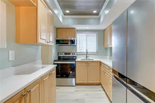 4242 Heron Way, Bradenton, FL 34205 - Photo 10