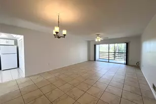 5186 Marsh Field Ln, Sarasota, FL 34235 - Photo 4