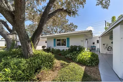 3806 Roxane Boulevard #161, Sarasota, FL 34235 - Photo 4