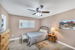 3806 Roxane Blvd, Sarasota, FL 34235 - Photo 18