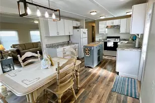 1811 Pennsylvania Ave, Bradenton, FL 34207 - Photo 2