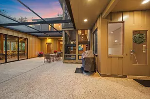 3348 Old Oak Dr, Sarasota, FL 34239 - Photo 76