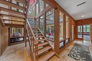 3348 Old Oak Dr, Sarasota, FL 34239 - Photo 10