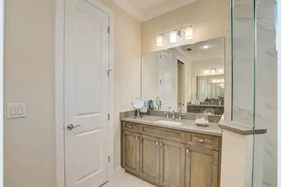 7725 Sandhill Lake Drive, Sarasota, FL 34241 - Photo 20