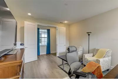 7725 Sandhill Lake Drive, Sarasota, FL 34241 - Photo 30