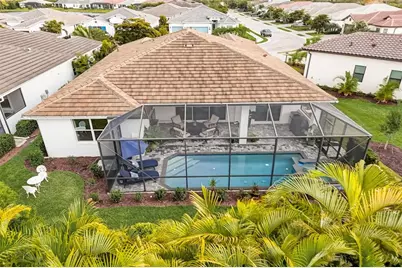 7725 Sandhill Lake Drive, Sarasota, FL 34241 - Photo 40