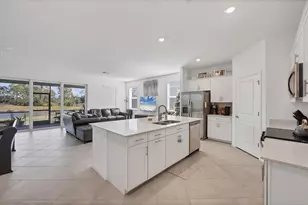 11314 Pinot Dr, Venice, FL 34293 - Photo 6