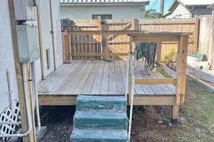 1017 51st Ave Dr W, Bradenton, FL 34207 - Photo 10