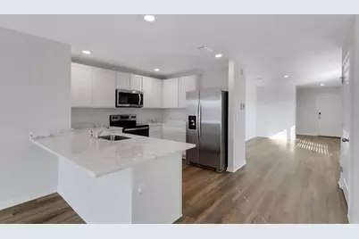 5831 Silver Moonlight Drive, Palmetto, FL 34221 - Photo 10