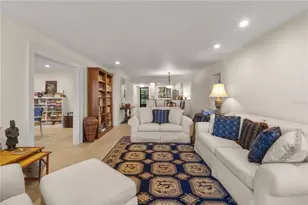 1633 Boathouse Cir, Sarasota, FL 34231 - Photo 8