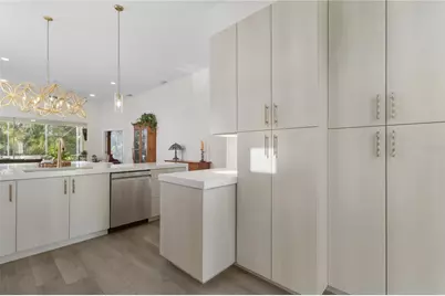 7608 Whitebridge Glen, University Park, FL 34201 - Photo 16