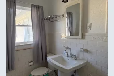 617 Siesta Drive, Sarasota, FL 34242 - Photo 14