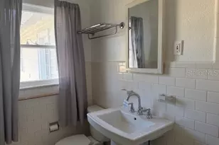 617 Siesta Dr, Sarasota, FL 34242 - Photo 14