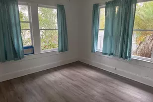 617 Siesta Dr, Sarasota, FL 34242 - Photo 10