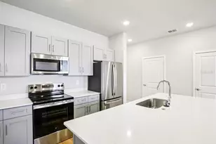 9106 E 93rd Run, Parrish, FL 34219 - Photo 2